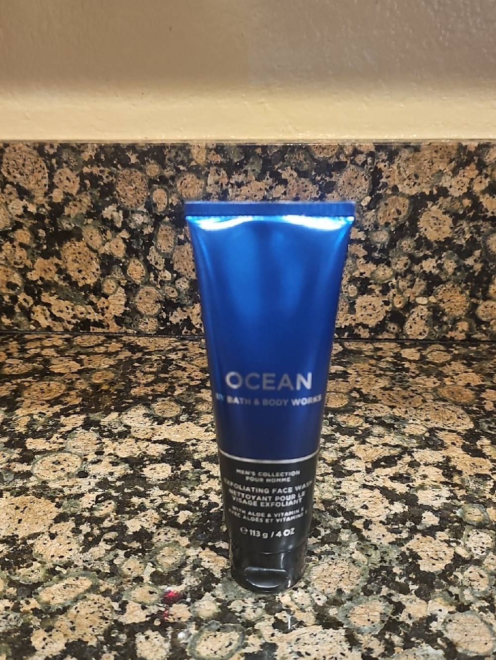 Bath & Body Works Ocean Men’s Collection Exfoliating Face Wash